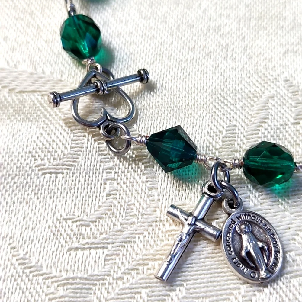 Elegant Emerald Green Beaded Rosary Bracelet!